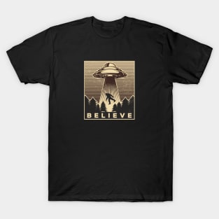 Bigfoot Ufo Retro Vintage T-Shirt